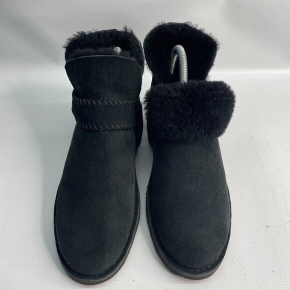 UGG Mckay Black Booties Sz 7.5 Fold Up Down Whipstitch Detail Rivet (READ) - Picture 2 of 9